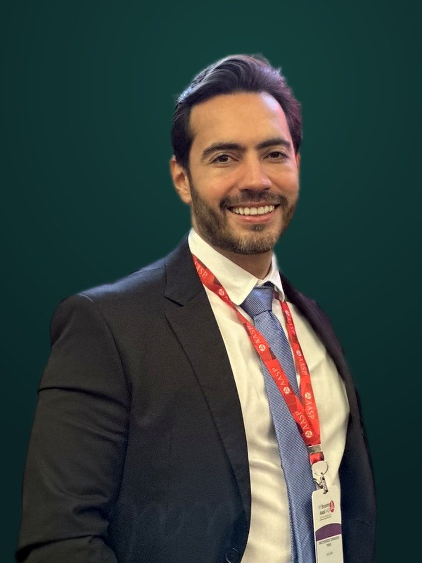 Dr. Tiago Fernandes